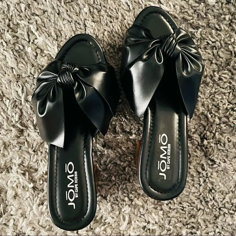 NIB Platform Bow Heels - Picture 5 of 12